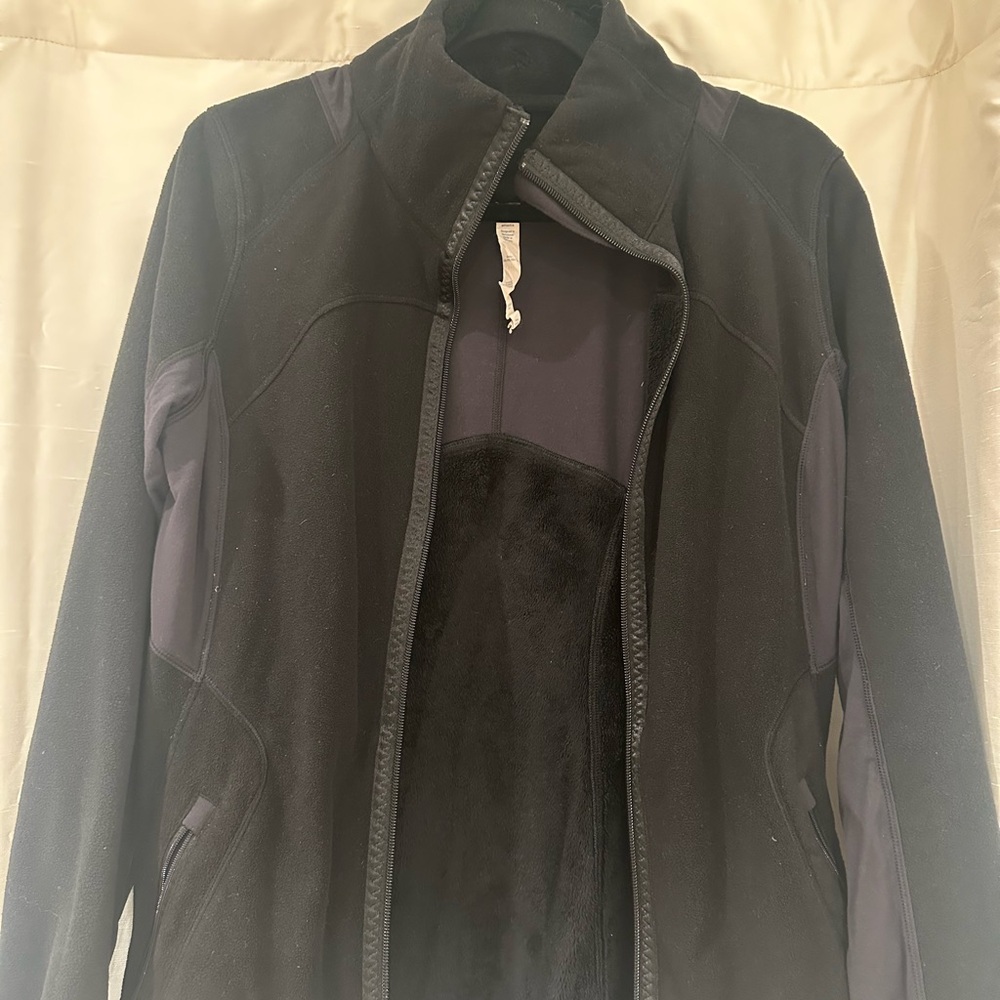 lululemon athletica Black zip up fleece